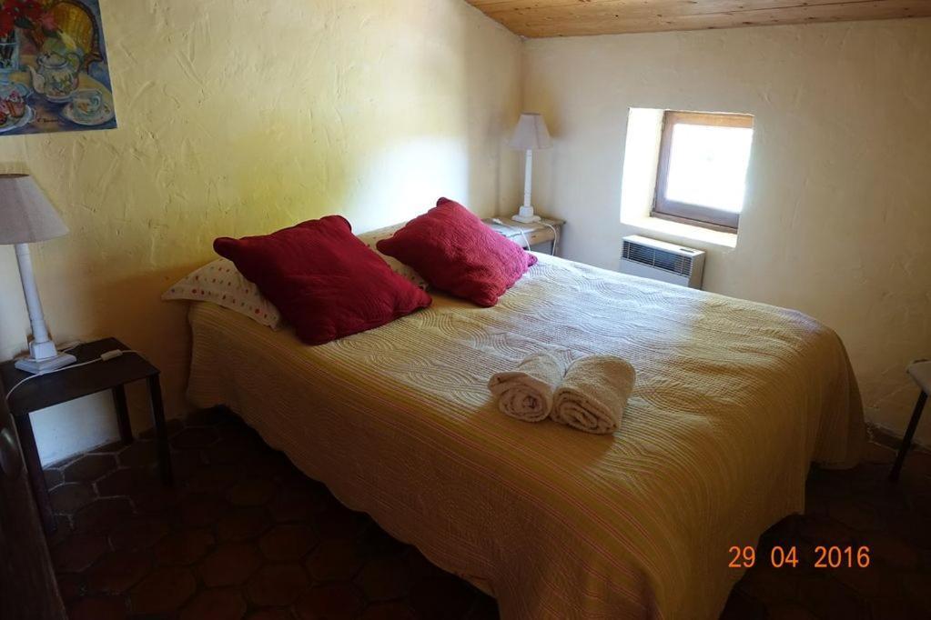 Roulottes Et Cabanes De Saint Cerice Vogue Dış mekan fotoğraf